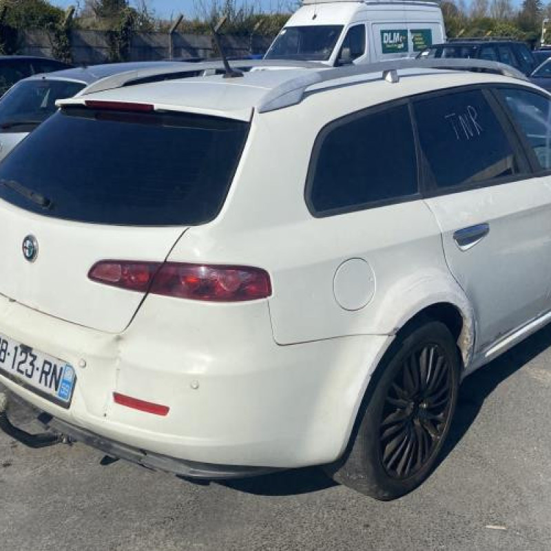 Moteur essuie glace avant ALFA ROMEO 159 Photo n°8