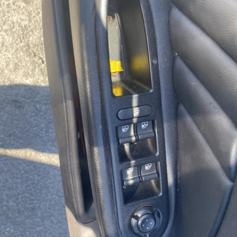 Moteur essuie glace avant ALFA ROMEO 159 Photo n°16