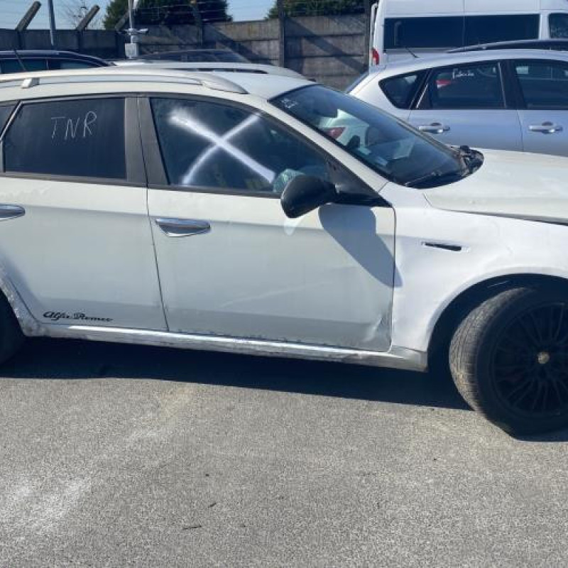 Serrure avant gauche ALFA ROMEO 159 Photo n°12