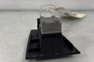 Interrupteur de leve vitre avant droit AUDI A6 2