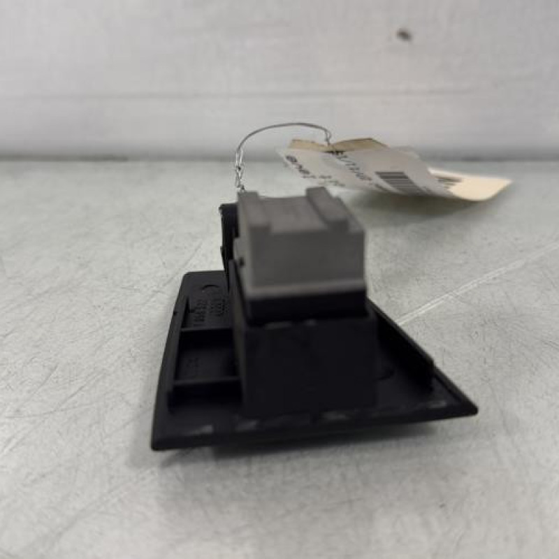 Interrupteur de leve vitre avant droit AUDI A6 2 Photo n°3