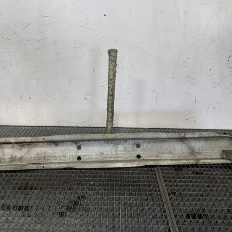 Renfort pare choc avant (traverse) AUDI A6 2 Photo n°5