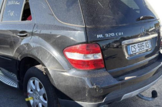 Aile avant droit MERCEDES CLASSE M 164