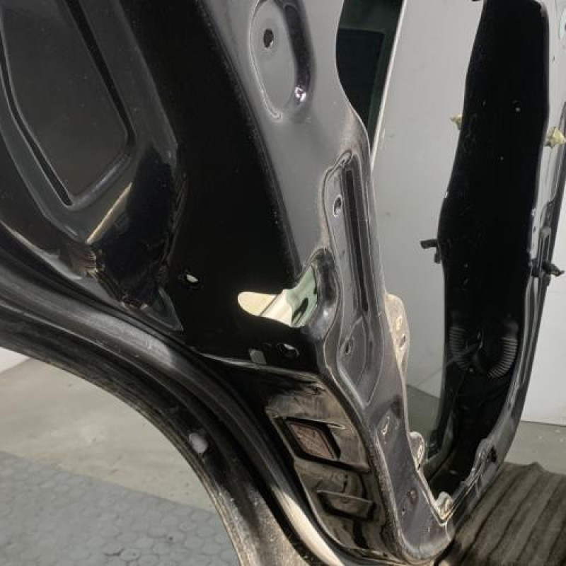 Porte arriere gauche MERCEDES CLASSE M 164 Photo n°3