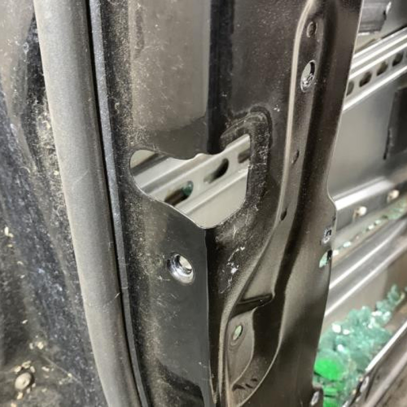 Porte avant gauche MERCEDES CLASSE M 164 Photo n°4