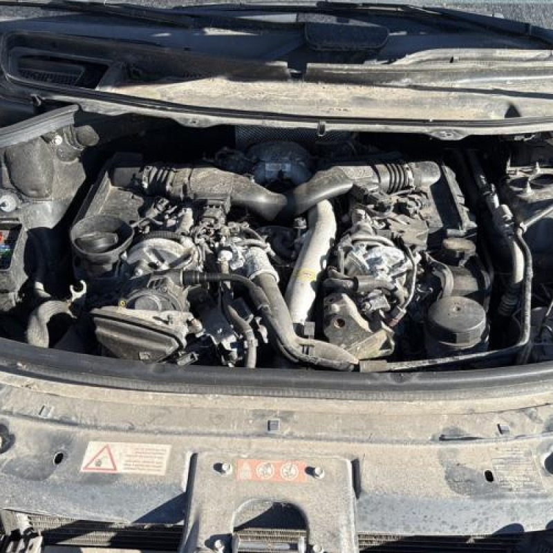 Porte avant gauche MERCEDES CLASSE M 164 Photo n°15