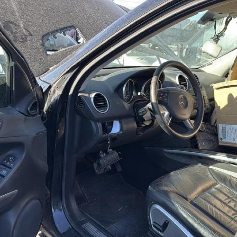 Retroviseur droit MERCEDES CLASSE M 164 Photo n°15