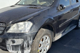 Renfort pare choc avant (traverse) MERCEDES CLASSE M 164