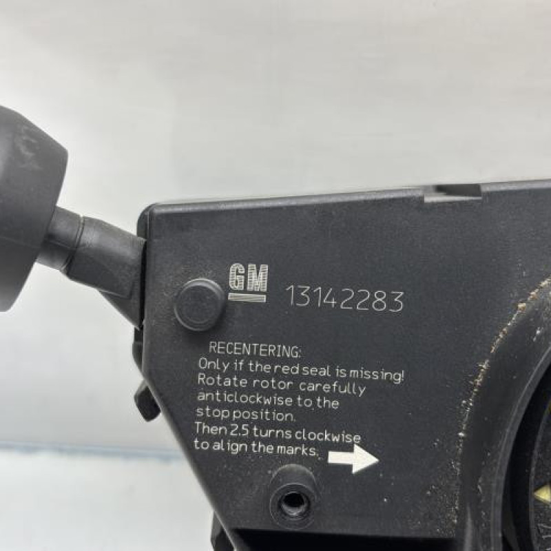 Com (Bloc Contacteur Tournant+Commodo Essuie Glace+Commodo Phare) OPEL CORSA D Photo n°4