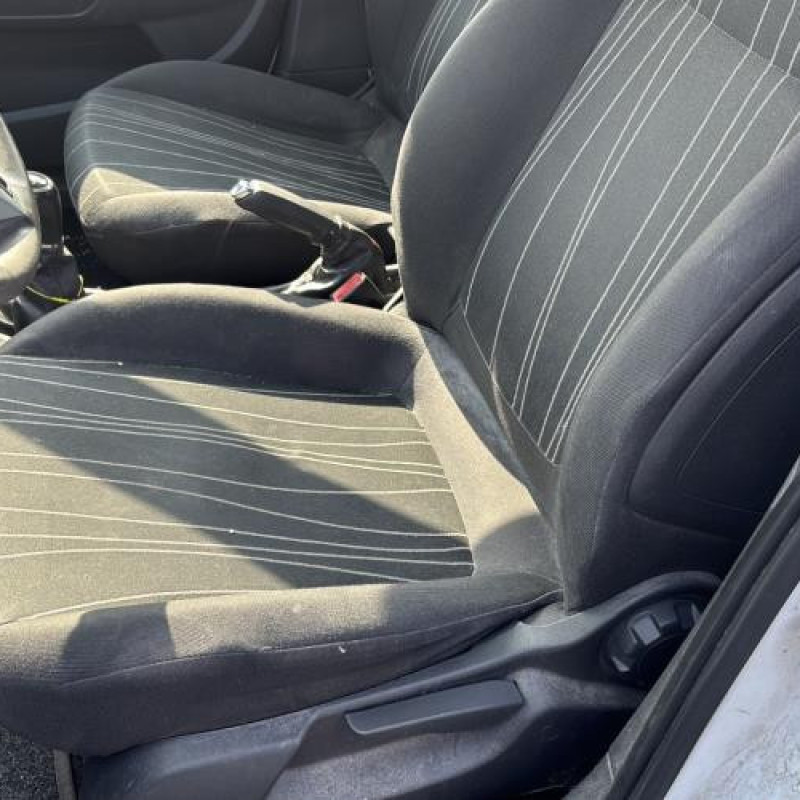 Neiman OPEL CORSA D Photo n°17