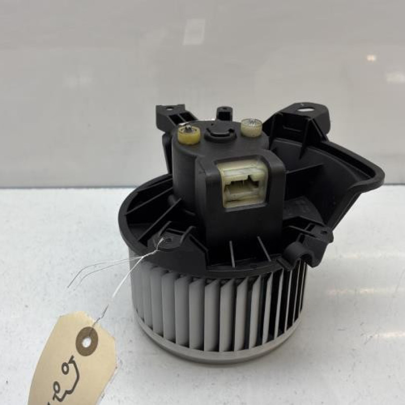 Pulseur d'air OPEL CORSA D Photo n°1