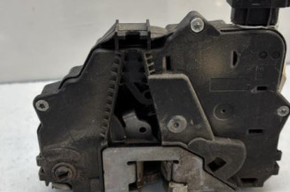 Serrure arriere droit OPEL CORSA D
