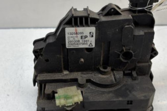 Serrure arriere gauche OPEL CORSA D Photo n°1