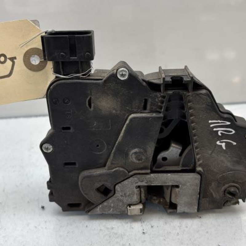 Serrure arriere gauche OPEL CORSA D Photo n°4