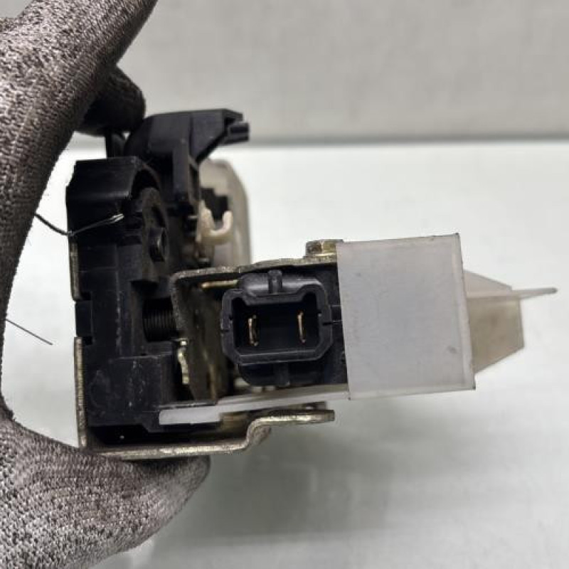 Serrure avant droit RENAULT SCENIC 1 Photo n°4