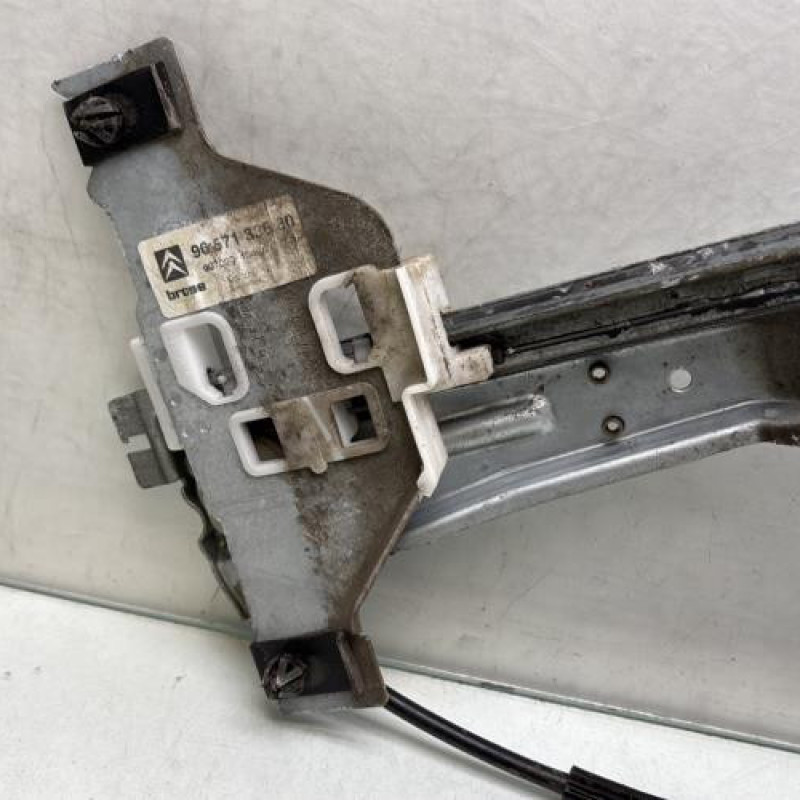 Leve vitre electrique avant gauche CITROEN C4 1 Photo n°2