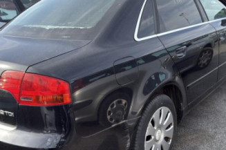 Feu arriere secondaire droit (feux) AUDI A4 2