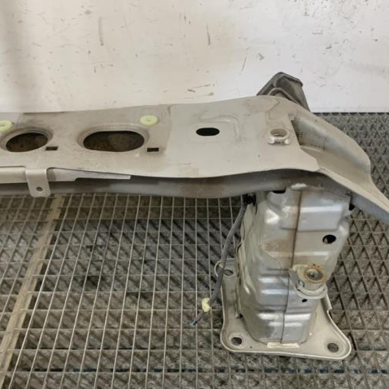 Renfort pare choc avant (traverse) FORD FOCUS 3 Photo n°4