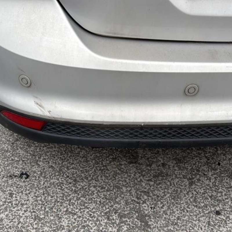 Renfort pare choc avant (traverse) FORD FOCUS 3 Photo n°11