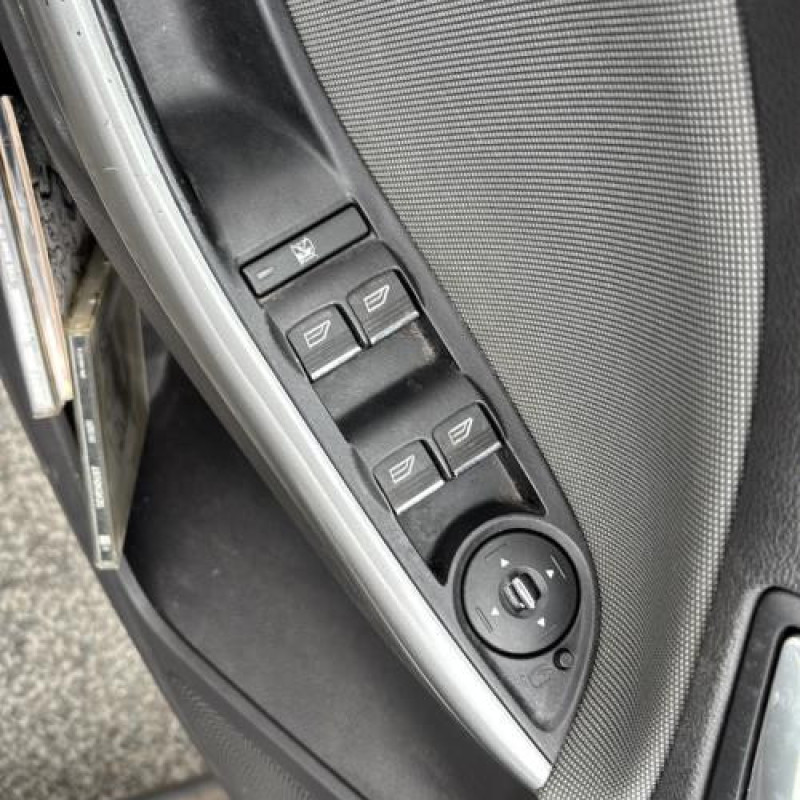 Renfort pare choc avant (traverse) FORD FOCUS 3 Photo n°16