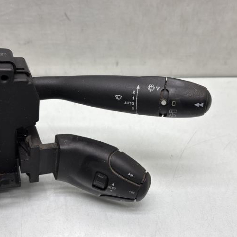 Com (Bloc Contacteur Tournant+Commodo Essuie Glace+Commodo Phare) PEUGEOT 307 Photo n°4