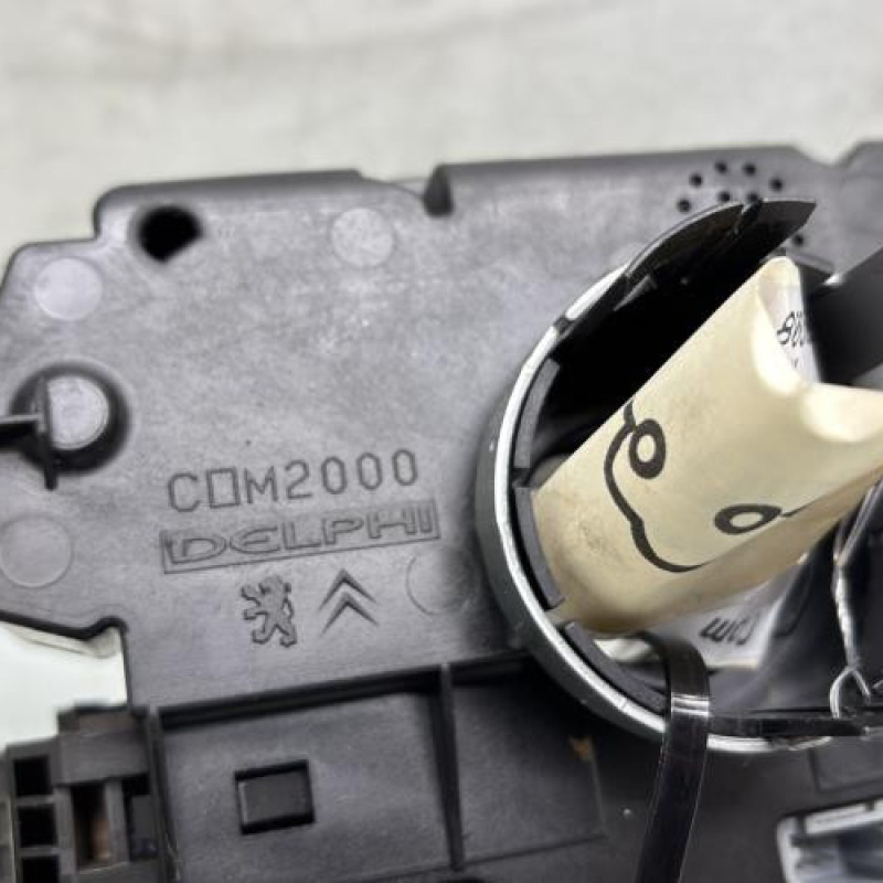 Com (Bloc Contacteur Tournant+Commodo Essuie Glace+Commodo Phare) PEUGEOT 307 Photo n°10