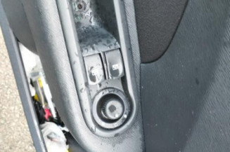 Serrure avant gauche RENAULT TWINGO 2