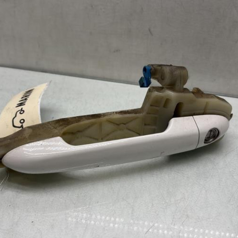 Poignee porte avant gauche KIA RIO 3 Photo n°1