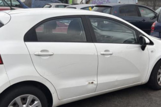 Serrure arriere droit KIA RIO 3