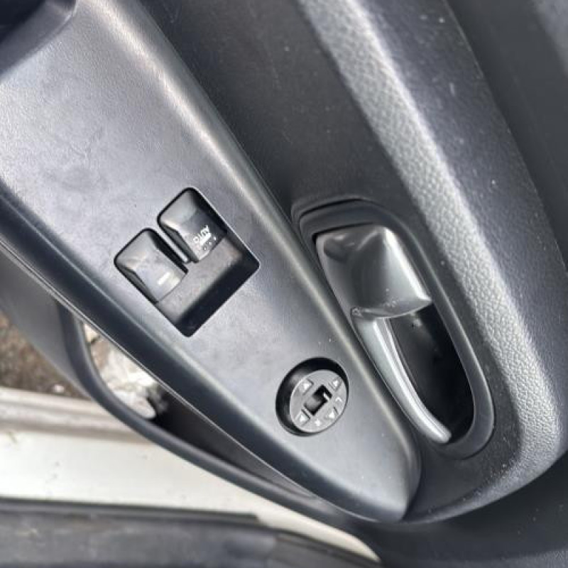 Serrure arriere droit KIA RIO 3 Photo n°15