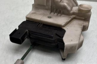 Serrure avant droit KIA RIO 3