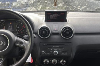 Optique avant principal gauche (feux)(phare) AUDI A1 1