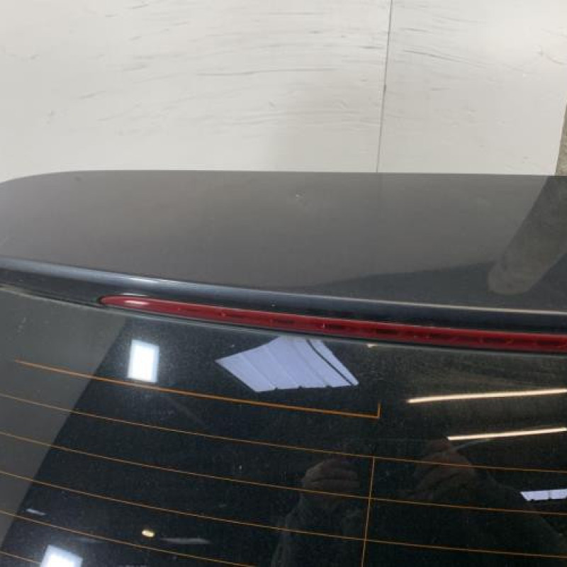 Malle/Hayon arriere MERCEDES CLASSE C 204 Photo n°4