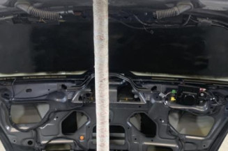 Malle/Hayon arriere MERCEDES CLASSE C 204