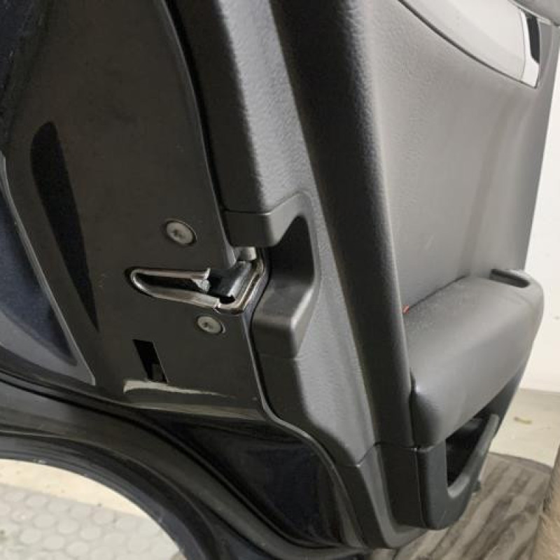Porte arriere gauche MERCEDES CLASSE C 204 Photo n°6