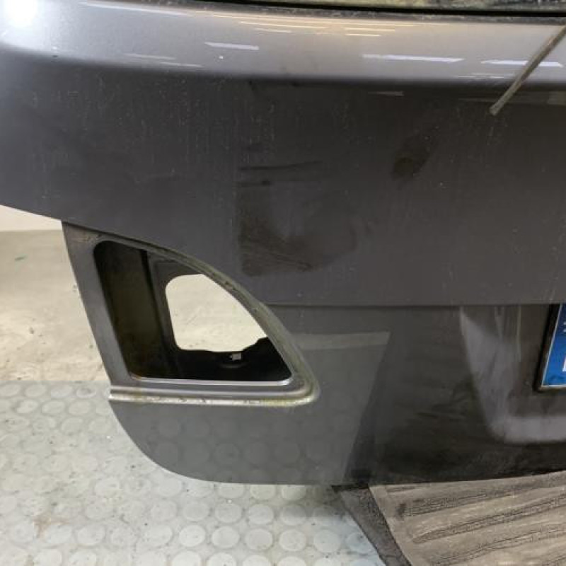 Malle/Hayon arriere BMW SERIE 5 E61 Photo n°8