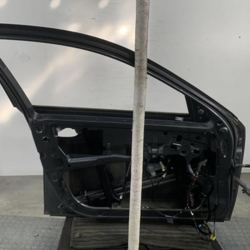 Porte avant gauche BMW SERIE 5 E60 Photo n°4