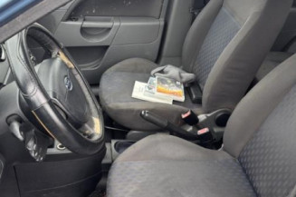 Malle/Hayon arriere FORD FIESTA 5