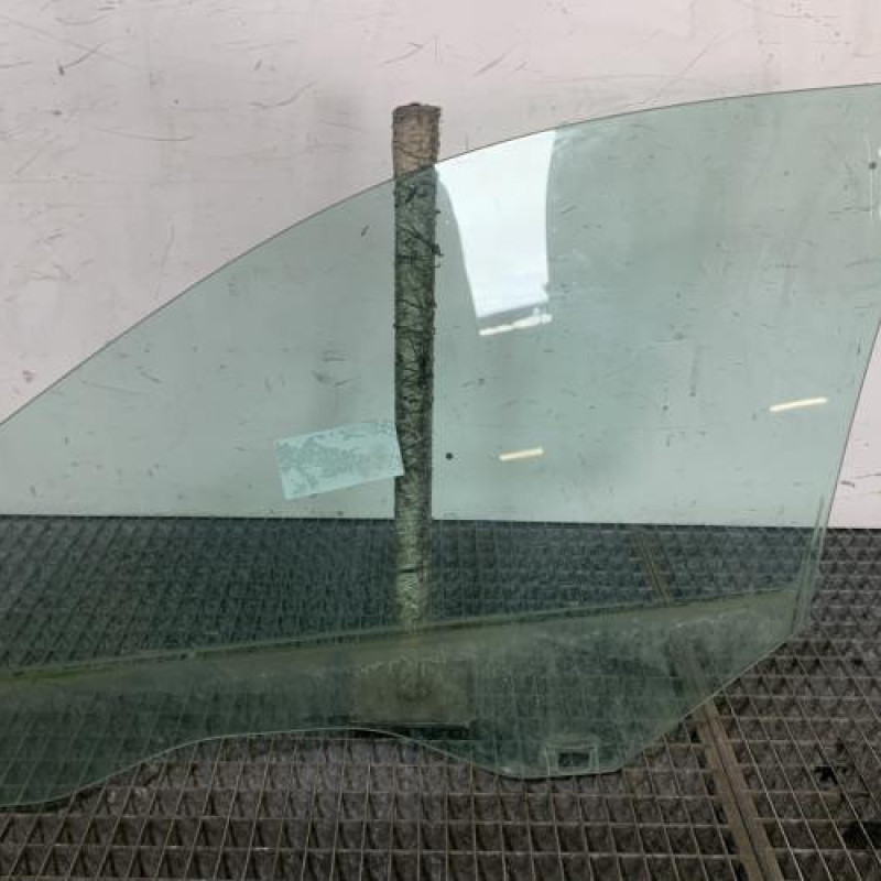 Vitre avant droit BMW SERIE 5 E60 Photo n°4