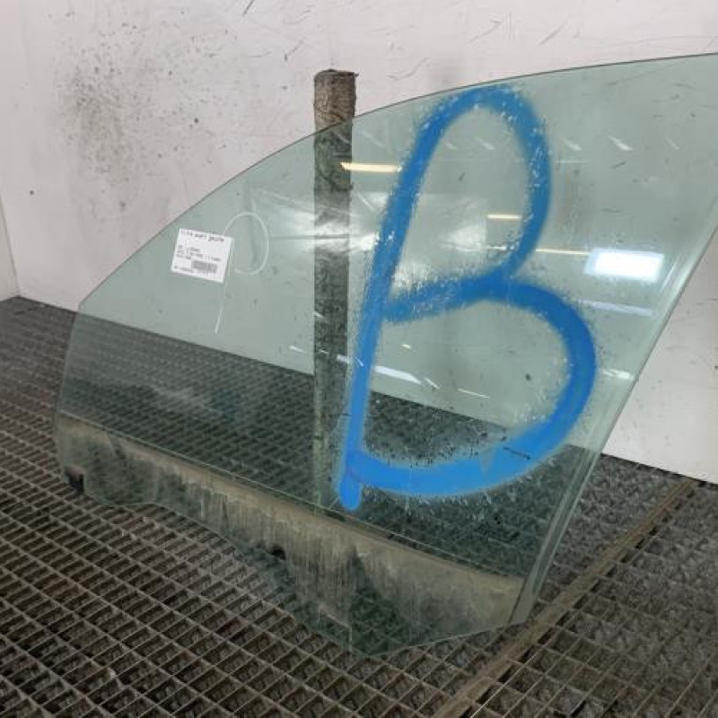 Vitre avant gauche BMW SERIE 5 E60 Photo n°3