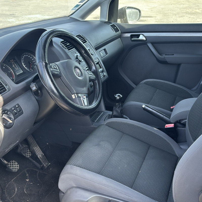 VOLKSWAGEN TOURAN 2 1.6 TDI - 16V TURBO Photo n°5