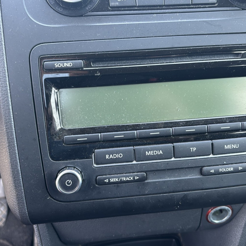 VOLKSWAGEN TOURAN 2 1.6 TDI - 16V TURBO Photo n°8