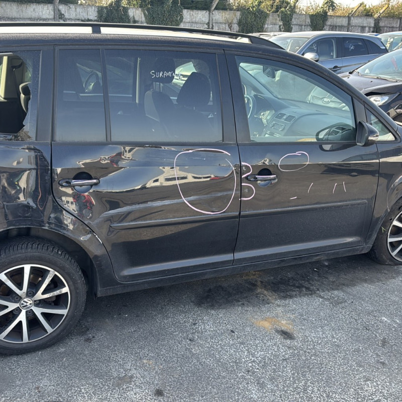 VOLKSWAGEN TOURAN 2 1.6 TDI - 16V TURBO Photo n°19