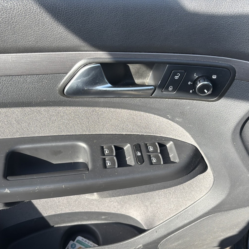 VOLKSWAGEN TOURAN 2 1.6 TDI - 16V TURBO Photo n°23