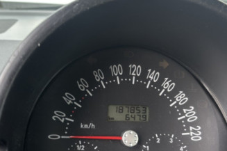 VOLKSWAGEN NEW BEETLE 1 PHASE 1 CABRIOLET 1.9 TDI - 8V TURBO