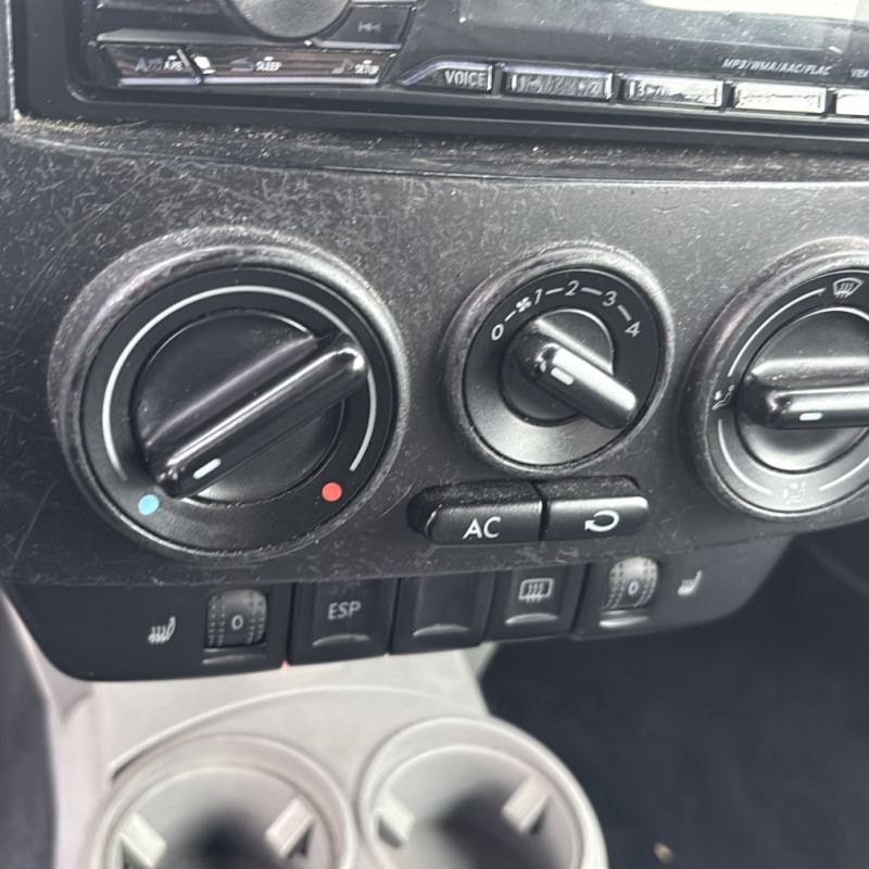 VOLKSWAGEN NEW BEETLE 1 PHASE 1 CABRIOLET 1.9 TDI - 8V TURBO Photo n°19