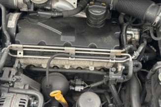 VOLKSWAGEN NEW BEETLE 1 PHASE 1 CABRIOLET 1.9 TDI - 8V TURBO