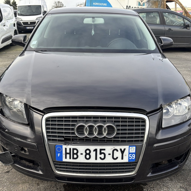 AUDI A3 2 SPORTBACK PHASE 1 1.9 TDI - 8V TURBO Photo n°9
