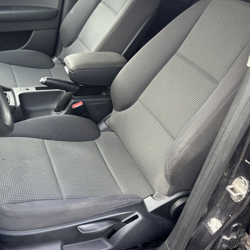 AUDI A3 2 SPORTBACK PHASE 1 1.9 TDI - 8V TURBO Photo n°12