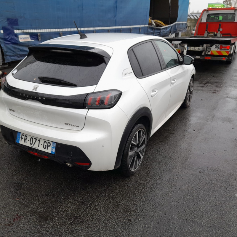PEUGEOT 208 2 PHASE 1 1.2 PURETECH - 12V TURBO Photo n°2